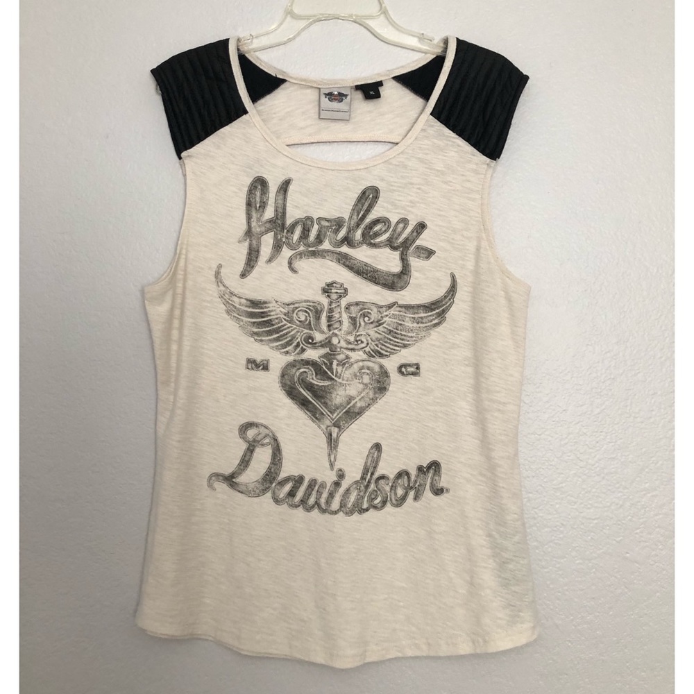 Harley-Davidson Women's Cream and Black Graphic Top